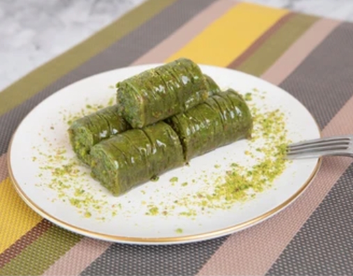 Tereyağlı Hamur 1000 Gr Fıstık Sarma